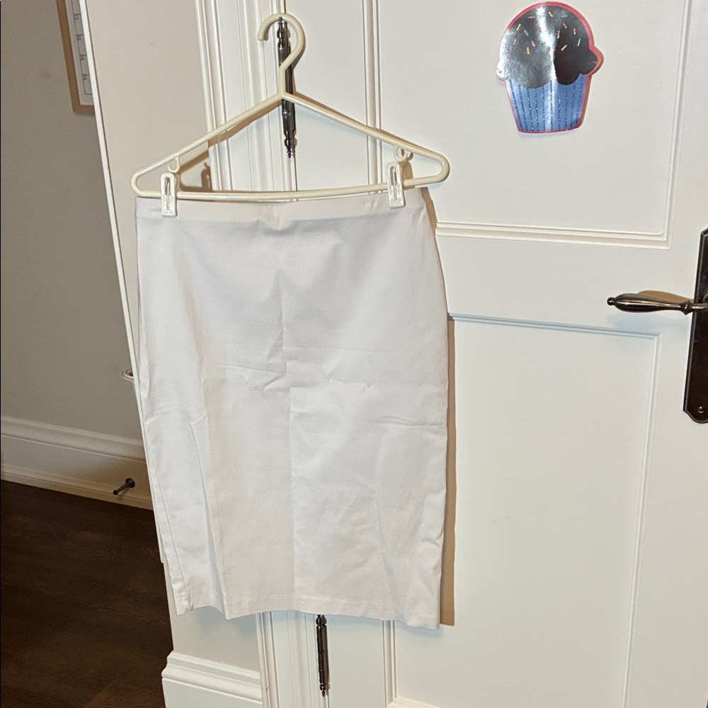 Sag Harbor Classic White Pencil Skirt☀️SJ